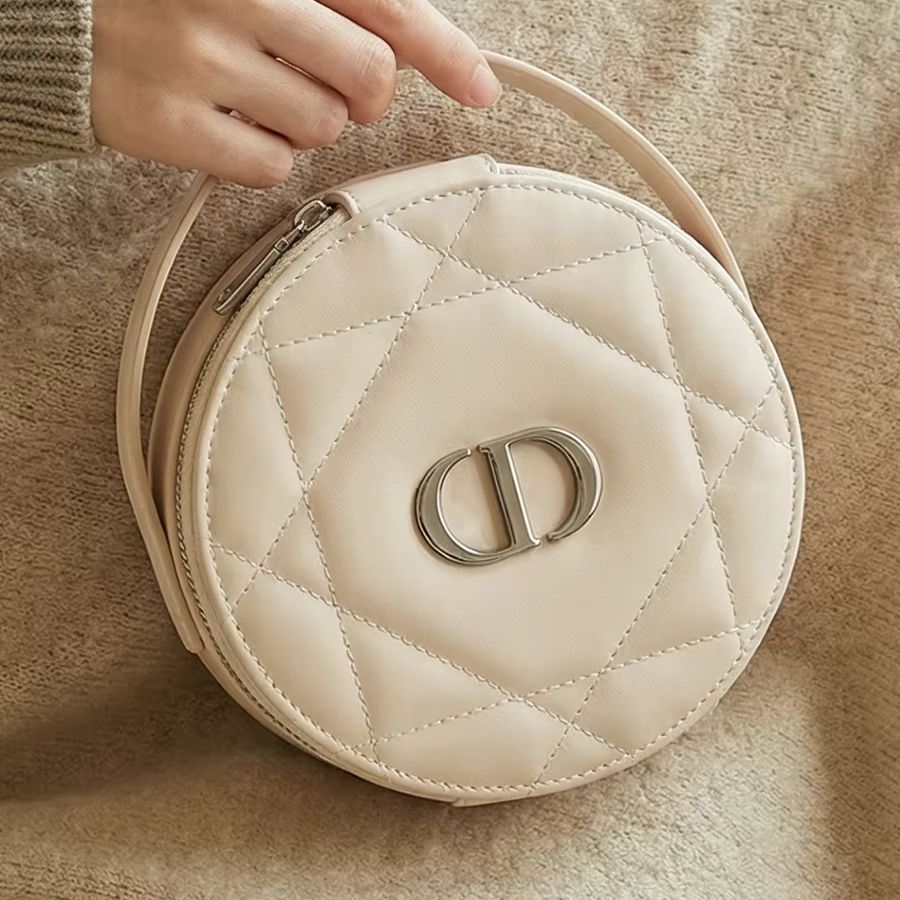 Beauty Makeup Dior - Christian Dior Dior'un Çantası Lüks Kayısı