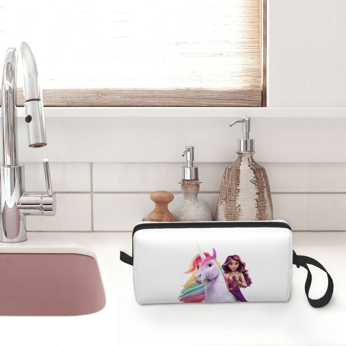 Unicorn Academy Sophia Wildsta - Beauty Makeup Academy incelemesi ve fiyatı