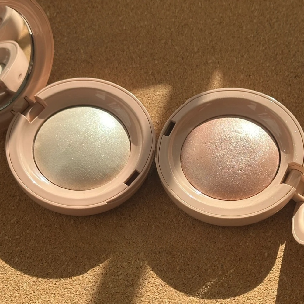 Rare Beauty Uzun Süreli Yüz Ay - Rare Beauty Makeup Highlighter incelemesi ve fiyatı