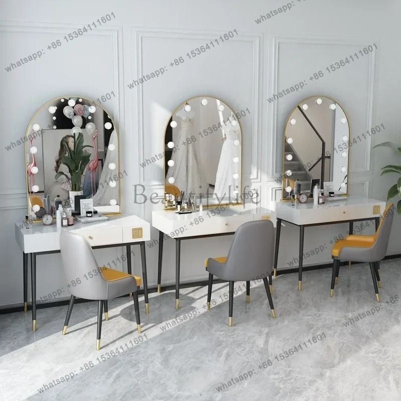 Basit lamba aynalı makyaj masa - Beauty Makeup Studio incelemesi ve fiyatı