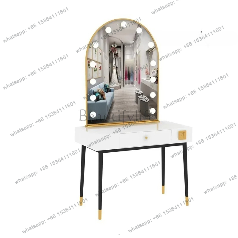 Basit lamba aynalı makyaj masa - Beauty Makeup Studio incelemesi ve fiyatı