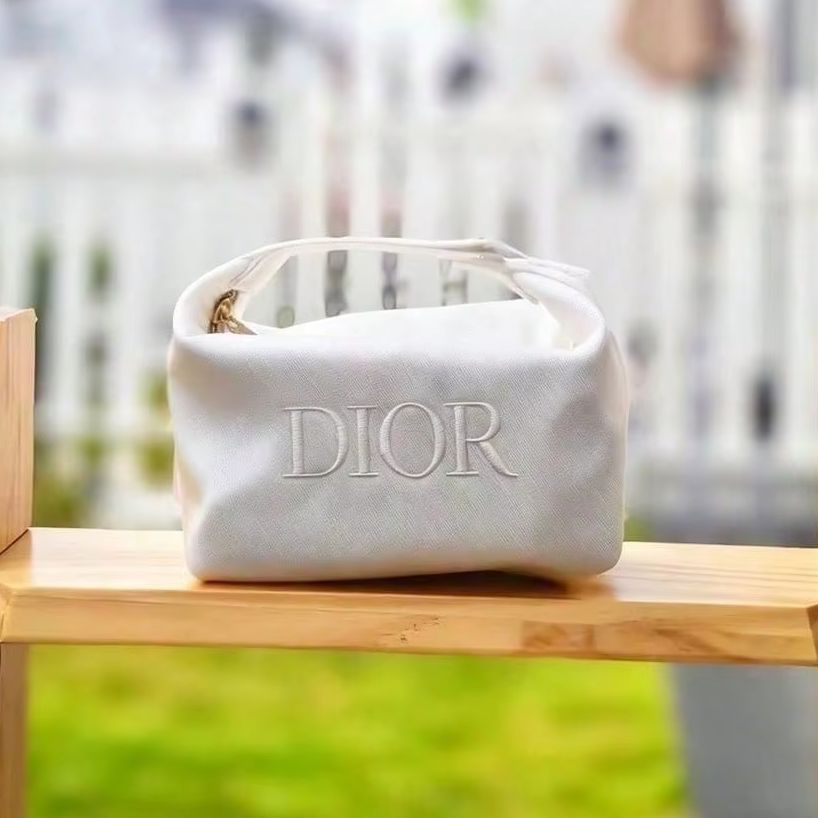 Dior's Bag Zarif Beyaz Kanvas  - Beauty Makeup Dior incelemesi ve fiyatı