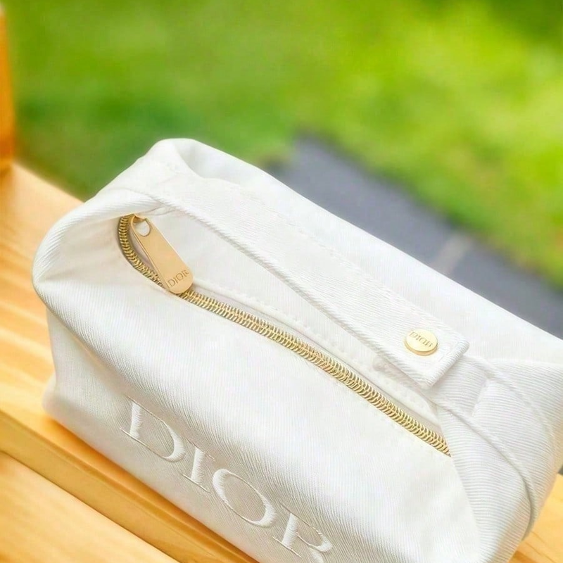 Dior's Bag Zarif Beyaz Kanvas  - Beauty Makeup Dior incelemesi ve fiyatı