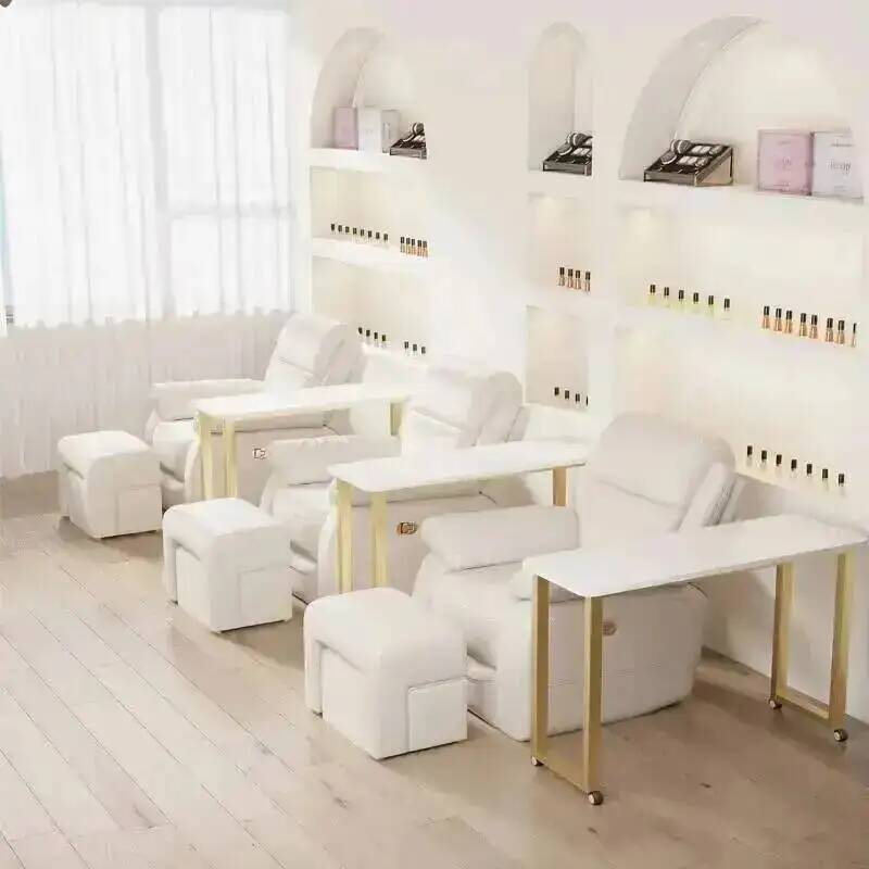 Parfümlü Tırnak Masaları Trend - Makeup Beauty Lounge incelemesi ve fiyatı