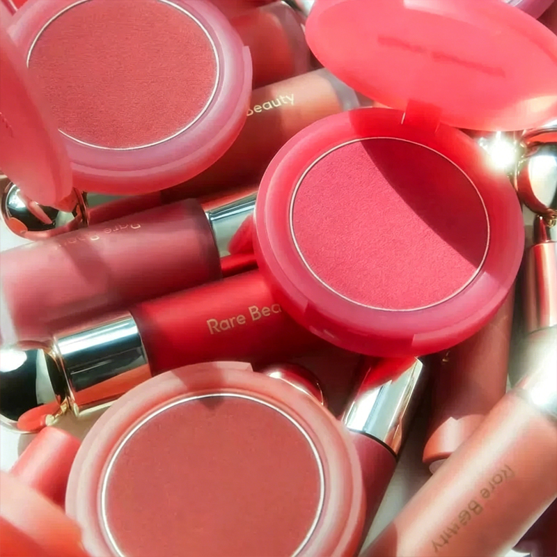 Rare Beauty Mat Kalıcı Esnek E - Rare Beauty Makeup Highlighter incelemesi ve fiyatı