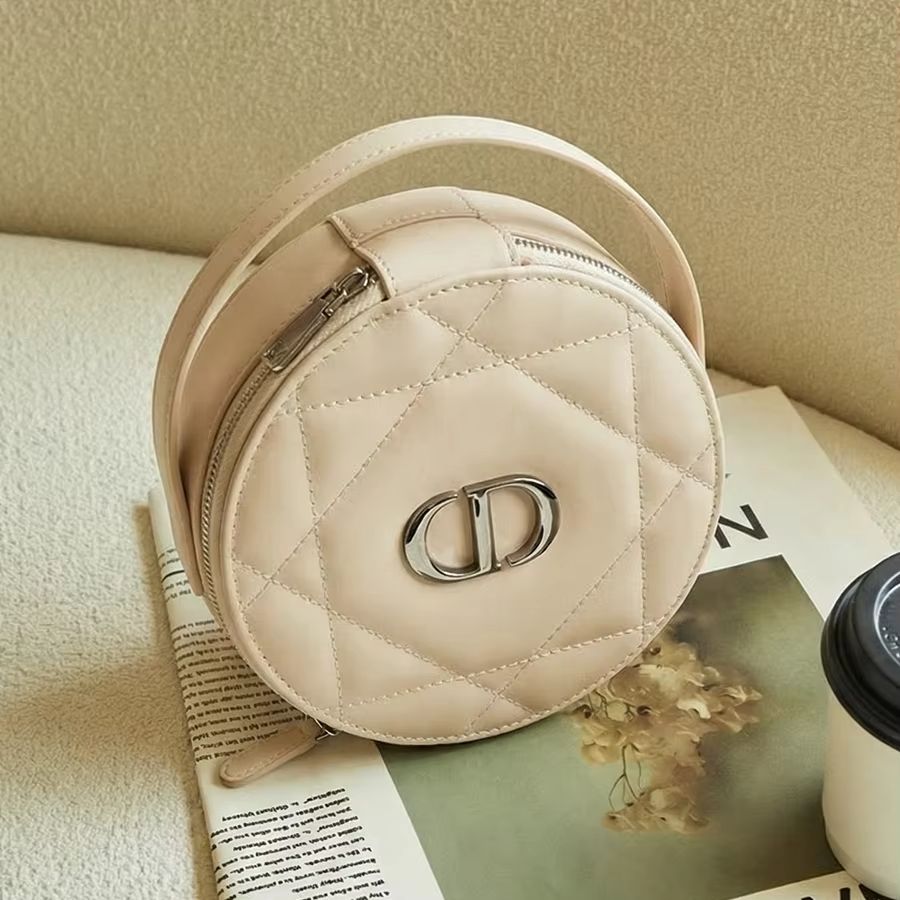 Christian Dior Dior'un Çantası - Beauty Makeup Dior incelemesi ve fiyatı