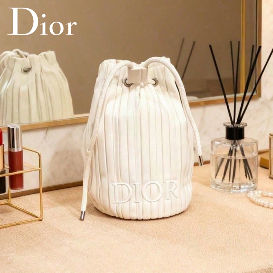 Christian Dior Dior'un çantası - Beauty Makeup Dior incelemesi ve fiyatı